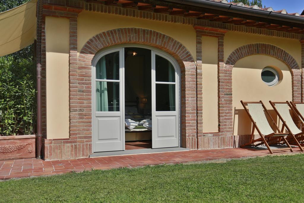 Gasthaus Borgo Ai Lecci Orentano Exterior foto